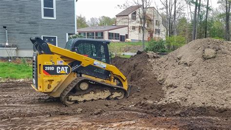 spreading topsoil with skid steer|Spreading Top Soil With A Skidsteer .